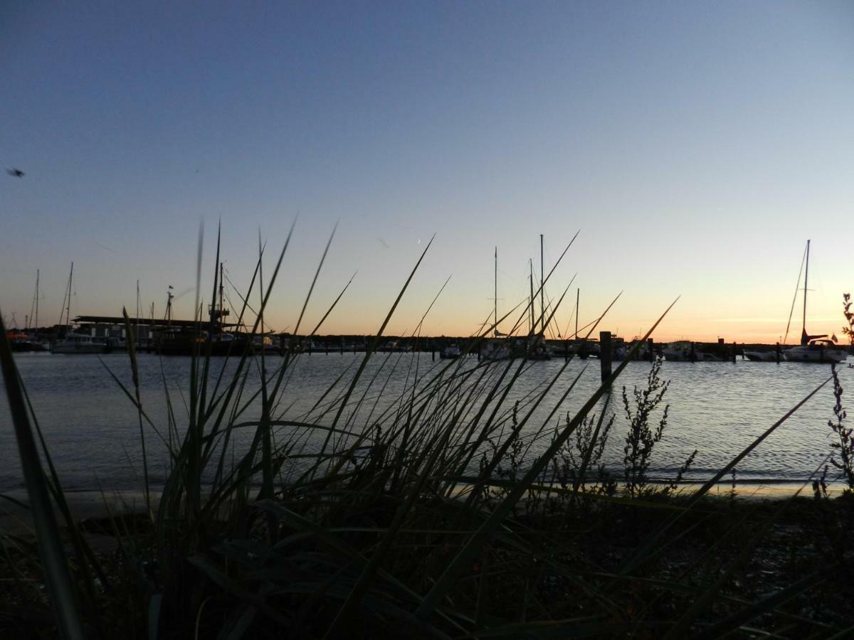 FeWo am Strand Glowe Exterior foto