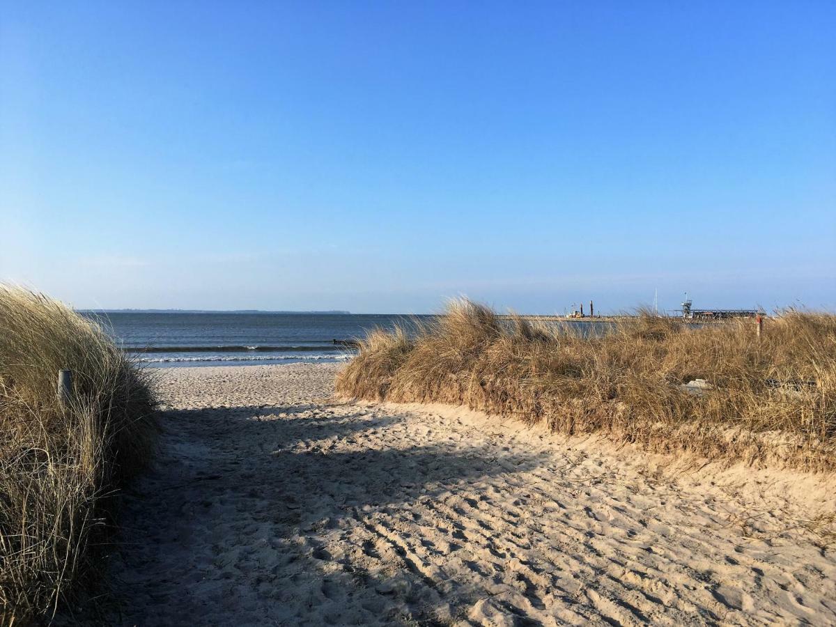 FeWo am Strand Glowe Exterior foto